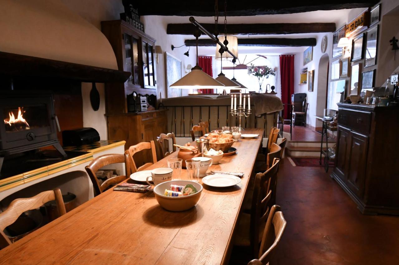 Bed and Breakfast La Cachette Du Comte Montfort-sur-Argens Esterno foto