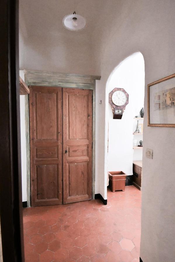 Bed and Breakfast La Cachette Du Comte Montfort-sur-Argens Esterno foto