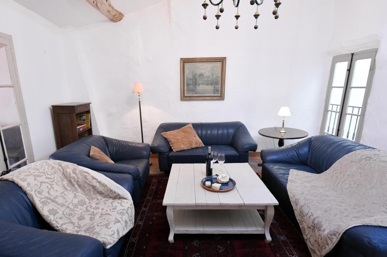 Bed and Breakfast La Cachette Du Comte Montfort-sur-Argens Esterno foto