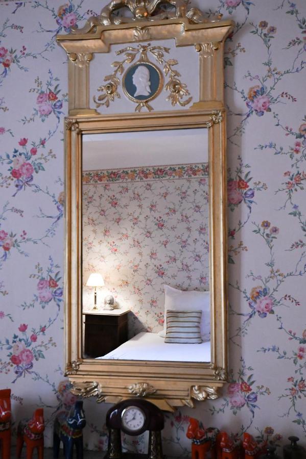 Bed and Breakfast La Cachette Du Comte Montfort-sur-Argens Esterno foto