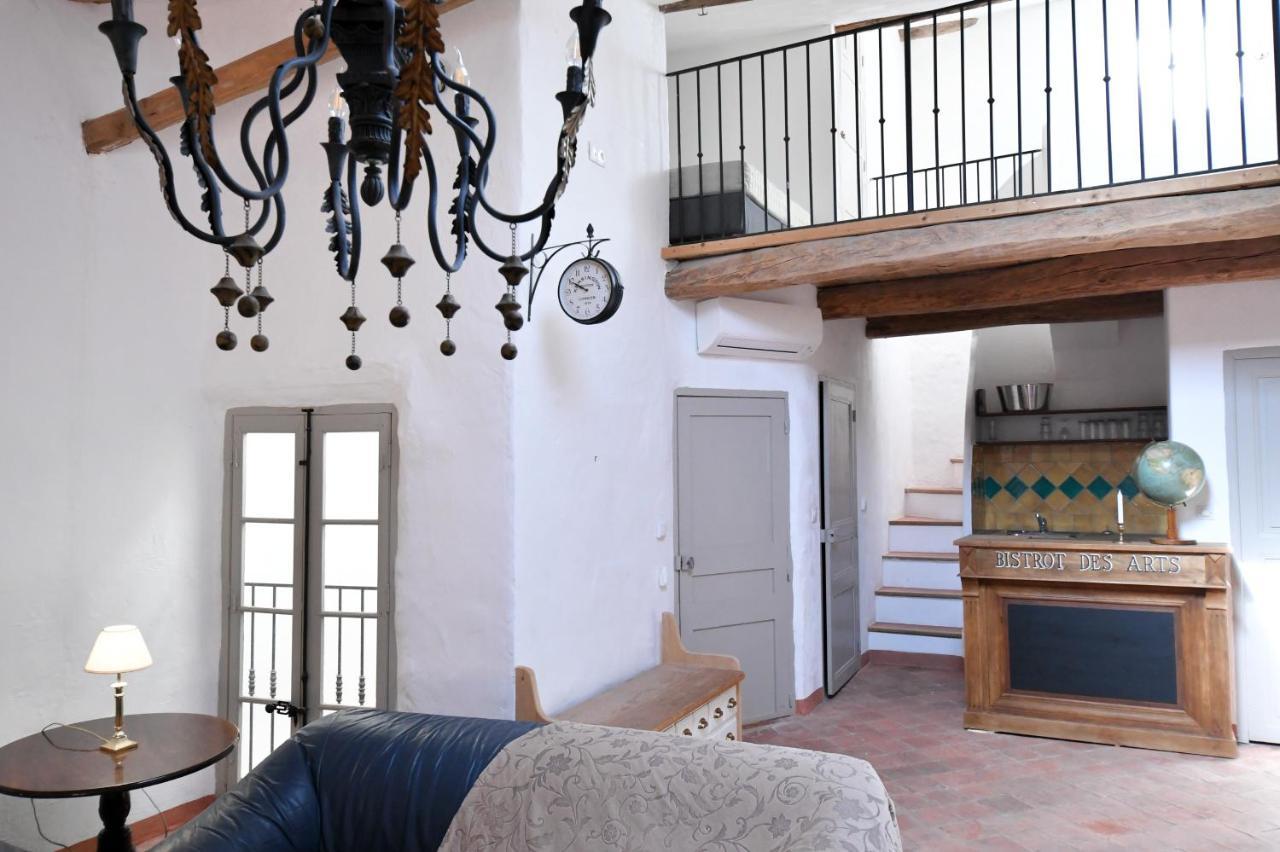 Bed and Breakfast La Cachette Du Comte Montfort-sur-Argens Esterno foto