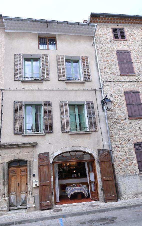 Bed and Breakfast La Cachette Du Comte Montfort-sur-Argens Esterno foto