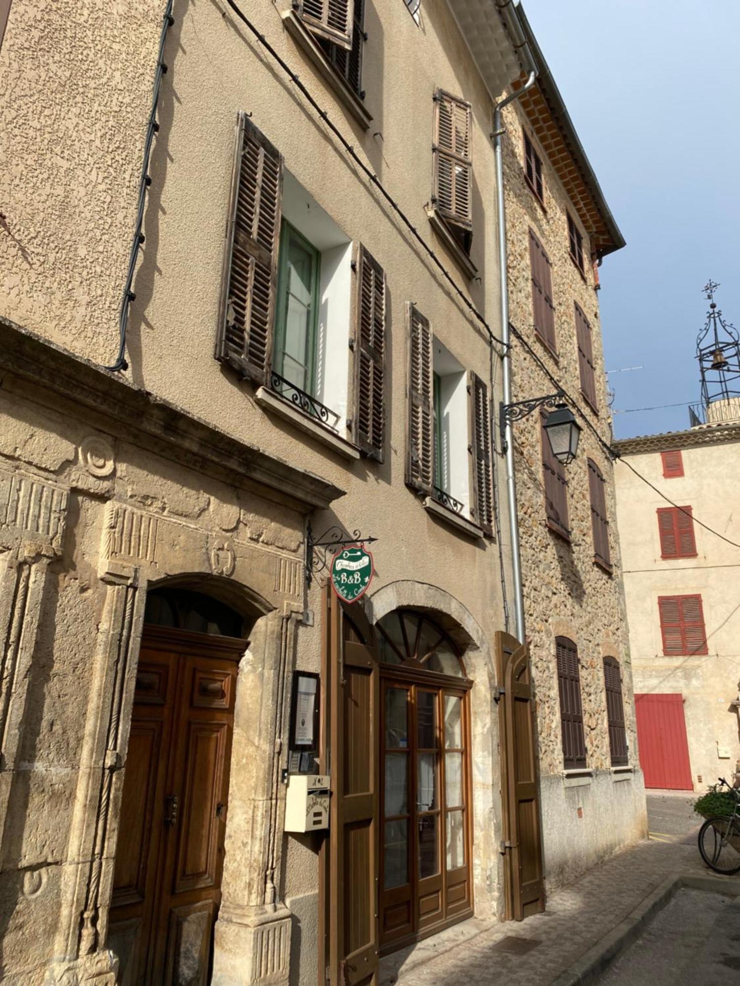 Bed and Breakfast La Cachette Du Comte Montfort-sur-Argens Esterno foto